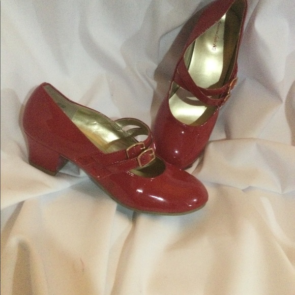 American Eagle Outfitters Red Patent leather heels - Picture 3 of 5